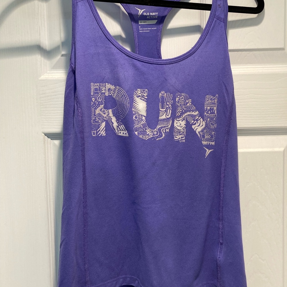 Old Navy Athletic tank top size ‘M’
